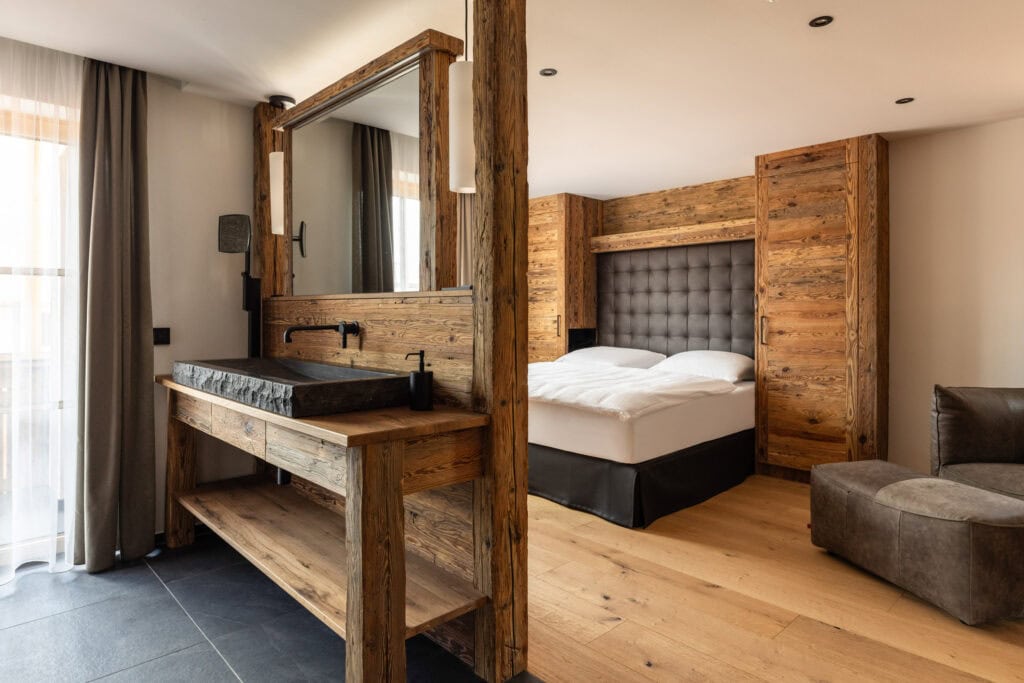 Ferienwohnung in Bayern in den Alpen und in der Nähe von Seen mit hochwertiger Design-Ausstattung.